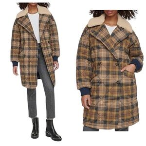Levi’s Women’s Quilted Cocoon Coat Plaid Sherpa Jacket CD